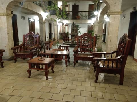 Hotel Don Quijote Plaza — photo 9