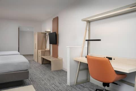 Holiday Inn Express & Suites Pittsburgh North Shore by IHG — photo 6