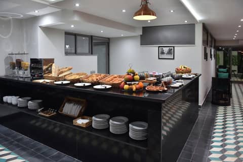 Le Yacht Suites Hotel — photo 6