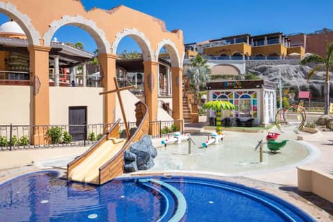 Hacienda Encantada Resort & Residences — photo 2