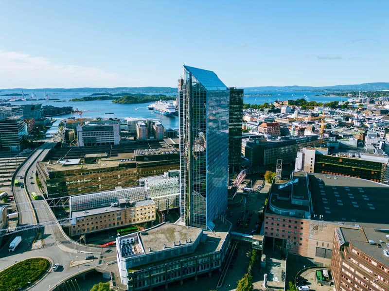 Radisson Blu Plaza Hotel, Oslo — building