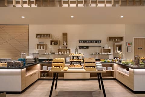Holiday Inn Frankfurt Airport by IHG — photo 3