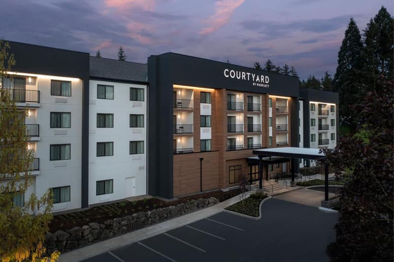Courtyard by Marriott Portland Tigard — building