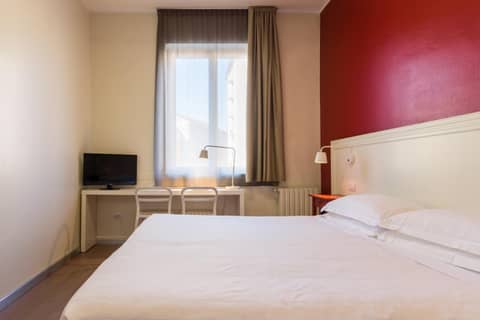 B&B HOTEL Milano Ornato — hotel room