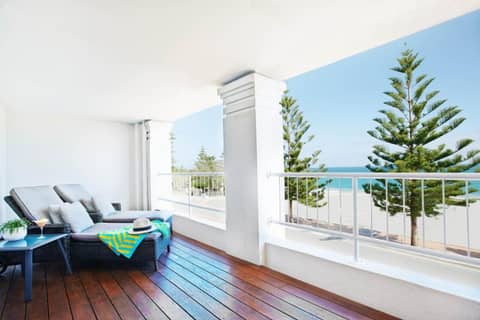 Cottesloe Beach Hotel — balance & terrace