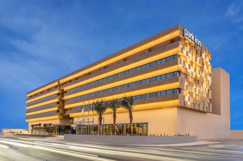 Park Inn by Radisson, Riyadh — building
