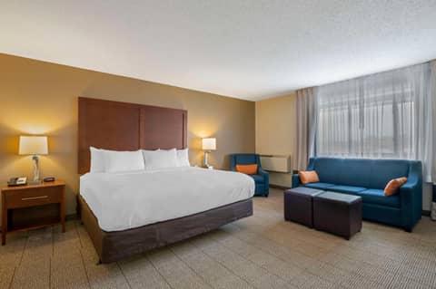 Comfort Inn & Suites Indianapolis Northwest - College Park — photo 5