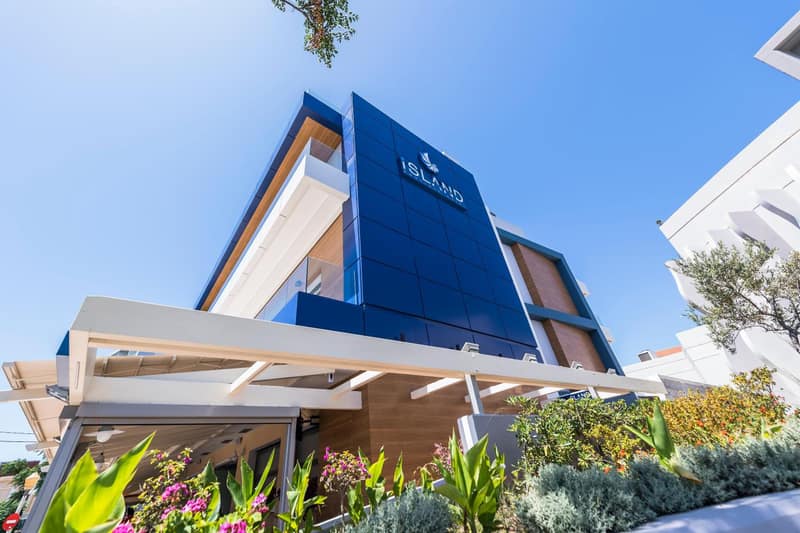 Island Boutique Hotel — building