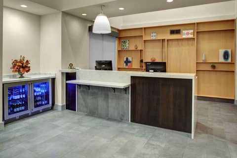 Hyatt House Dallas Lincoln Park — recepcion & lobby