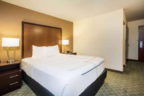La Quinta by Wyndham Portland Airport — photo 6