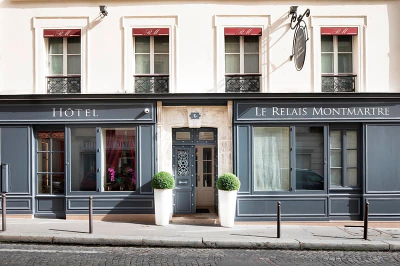 Le Relais Montmartre — building