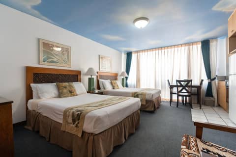 Holiday Surf Hotel (with full kitchen) — photo 9