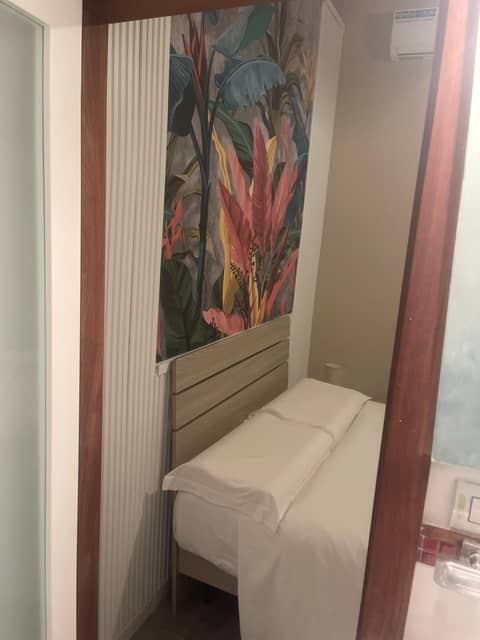 B&B Chez Moi — hotel room