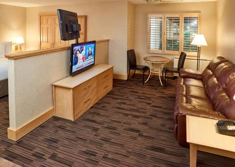 LivINN Hotel Minneapolis North / Fridley — hotel room