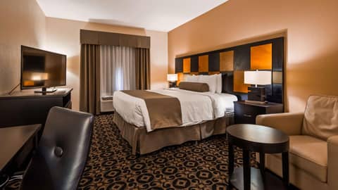 Best Western Plus Airport Inn & Suites — photo 9