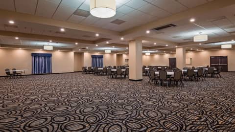 Best Western Plus Sunrise Inn — photo 7