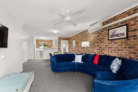 Toowong Villas — hotel room
