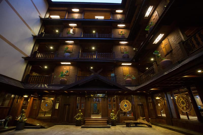 True Siam Rangnam Hotel — building