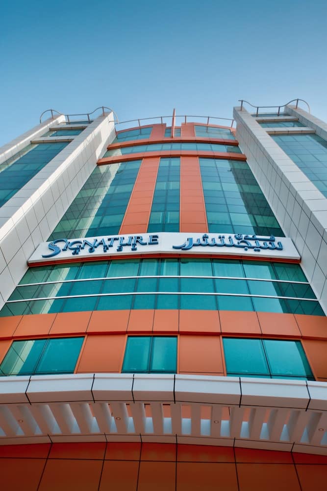 Signature Hotel Al Barsha — building