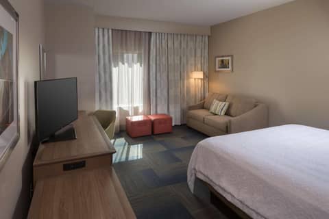 Hampton Inn & Suites-Asheville Biltmore Village, NC — photo 2