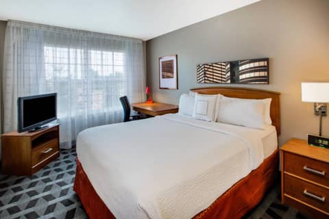 TownePlace Suites by Marriott Detroit Livonia — photo 8