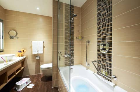 Hilton Garden Inn Dubai Mall Avenue — photo 2
