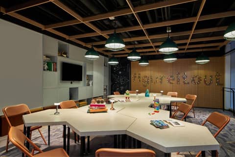 Moxy Xi'an Downtown — photo 2