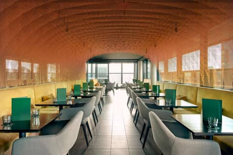 Quincy Hotel Melbourne — dining