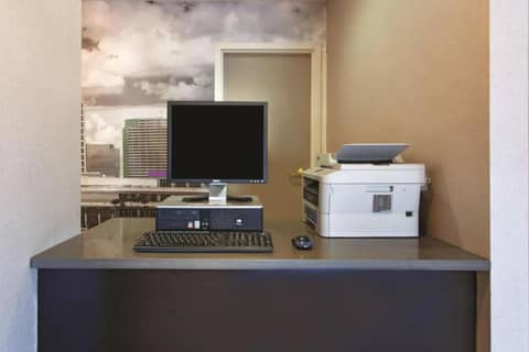 La Quinta by Wyndham Tampa Bay Area-Tampa South — photo 3