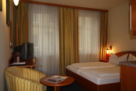 Suite Hotel 900m zur Oper — photo 3