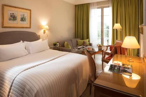 Le Littré — hotel room