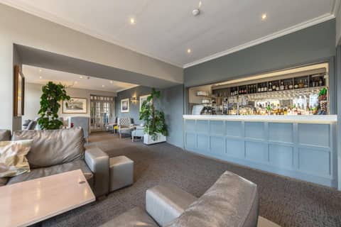 Old Waverley Hotel — living area