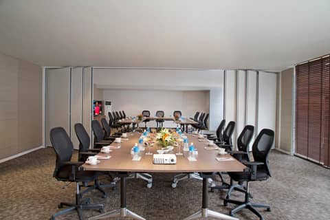 Oakwood Residence Whitefield Bangalore — photo 8