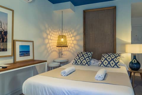 YOU & CO. Saler Beach Boutique — hotel room