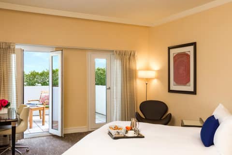 Hotel Sofitel Los Angeles at Beverly Hills — photo 2