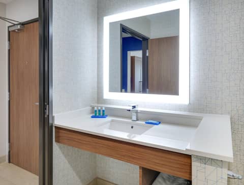 Holiday Inn Express & Suites - Dallas NW HWY - Love Field by IHG — photo 7