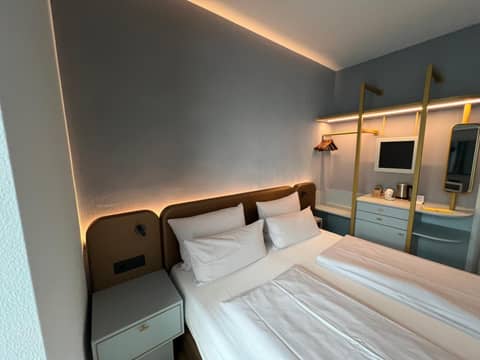 Lint Hotel Köln — photo 9