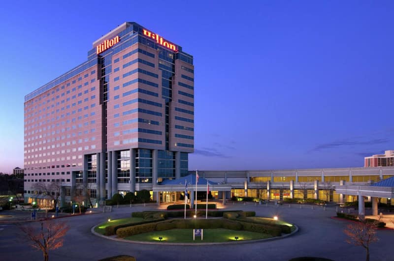 Hilton Atlanta Airport — building