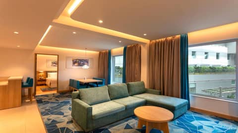 Holiday Inn Express & Suites Bengaluru Old Madras Road by IHG — photo 6