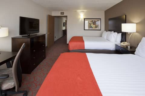 Holiday Inn Express & Suites Bloomington - MPLS Arpt Area W by IHG — photo 3