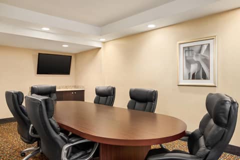 La Quinta Inn & Suites by Wyndham Richmond-Midlothian — photo 8