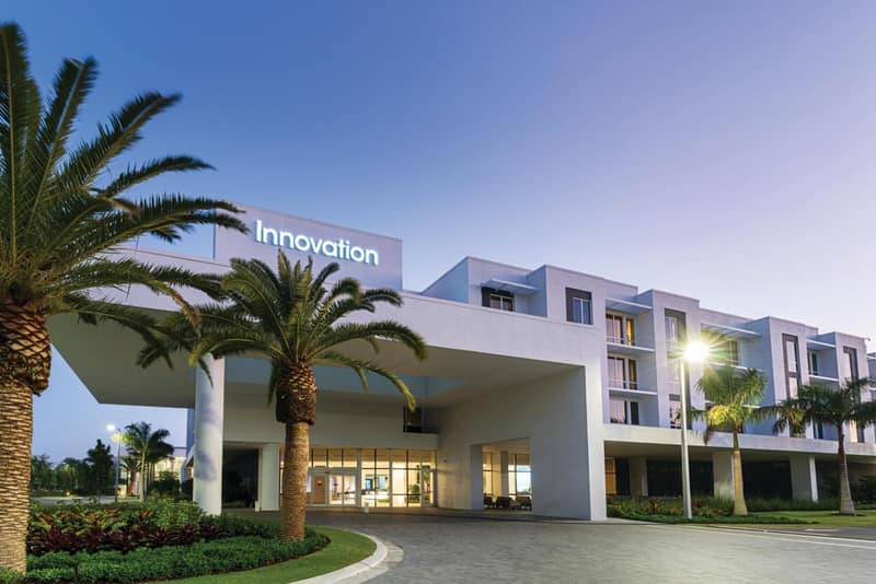 Innovation Hotel — building
