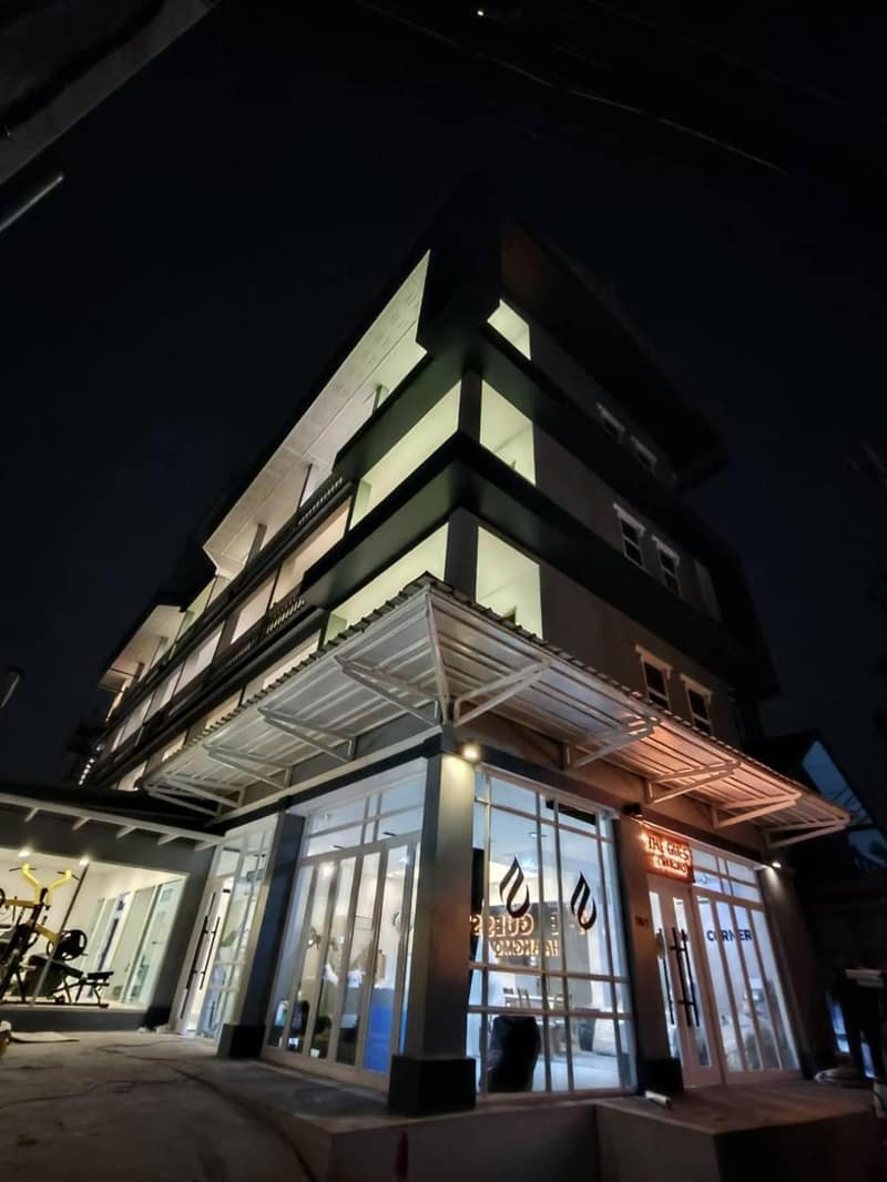 The Guest Chang Moi Boutique Hotel — building