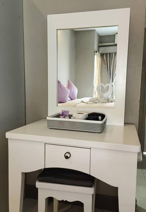 The Guest Chang Moi Boutique Hotel — hotel room