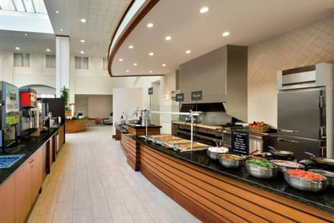 Embassy Suites Boston at Logan Airport — photo 2