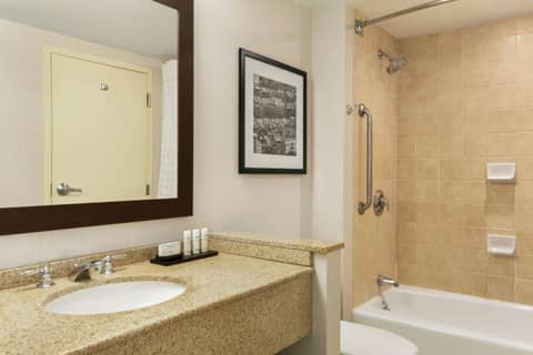 Embassy Suites Boston at Logan Airport — photo 5