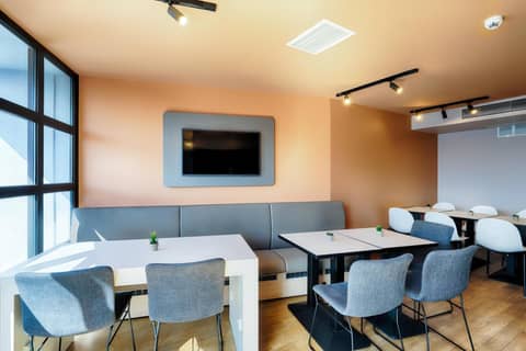 B&B Hotel München-Hbf — photo 2