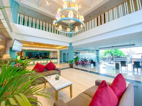Luxury Malioboro Hotel — photo 3