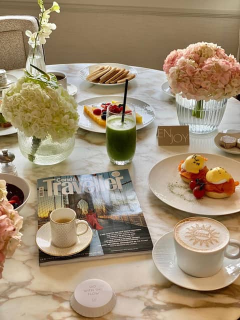 Jumeirah Carlton Tower London — breakfast buffet