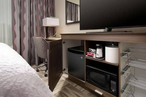 Hampton Inn Louisville East Hurstbourne — photo 9
